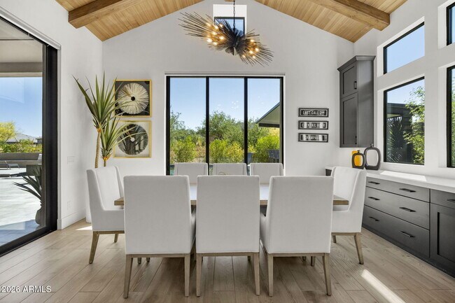 Building Photo - 13267 E Ranch Gate Rd