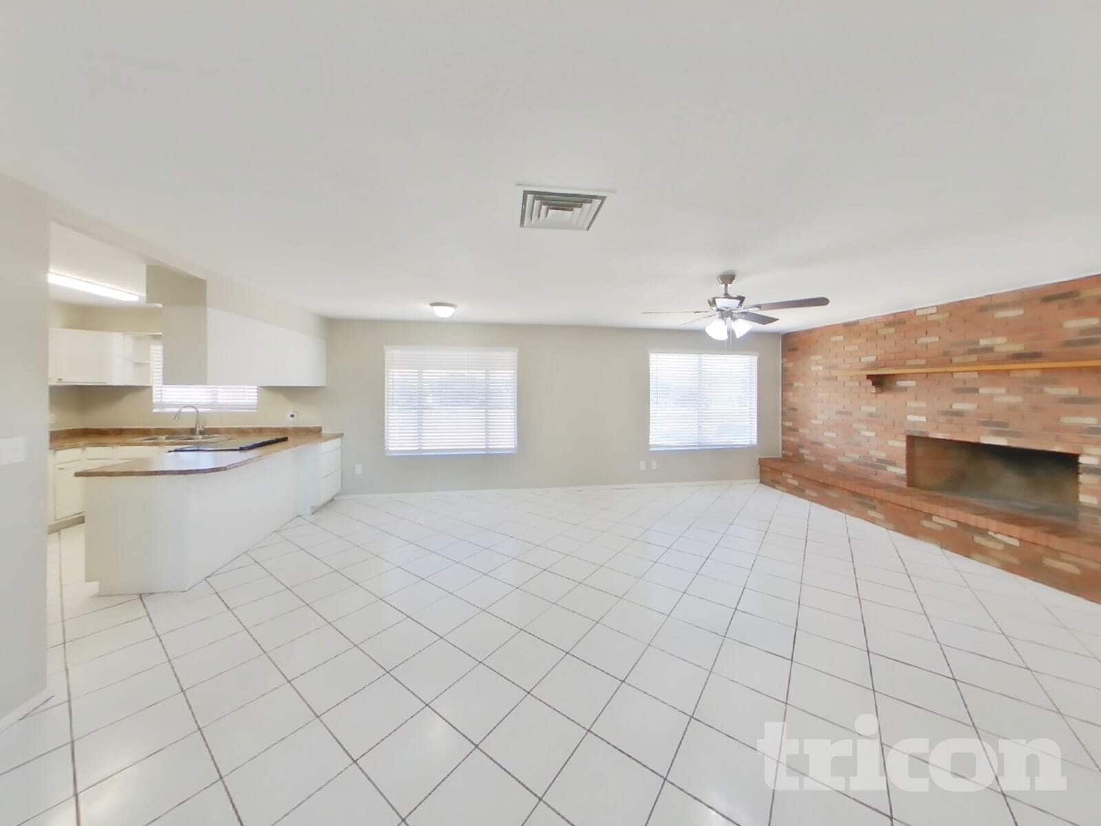 Building Photo - 7100 W Cheryl Dr