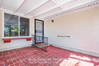 Building Photo - 1441 Peacock Blvd