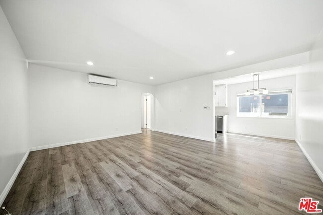 Building Photo - 510 Pacific Ave