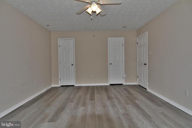 Building Photo - 1307 Clover Valley Way