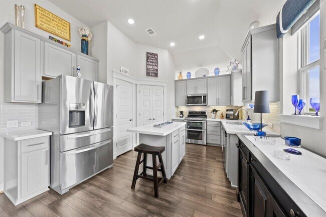 Building Photo - 1738 Rowdy Loop