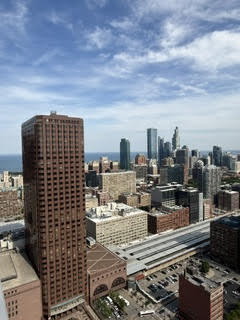 Building Photo - 235 W Van Buren St