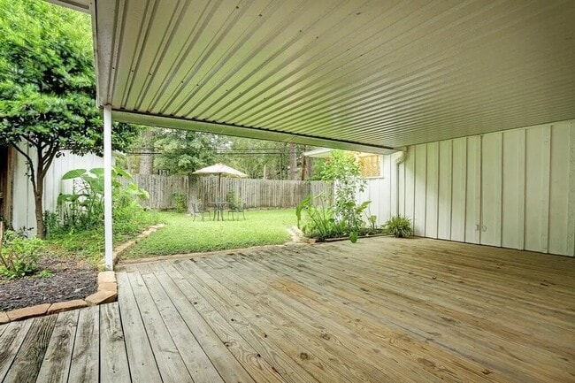 Building Photo - 10142 Eddystone Dr