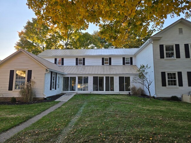 Building Photo - Fall In Love With This Unique Farmhouse!