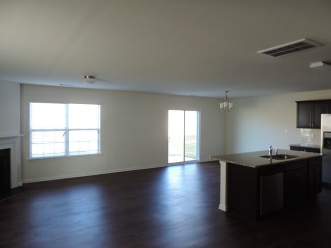 Building Photo - New, 4 bedroom home in the Hallstead commu...