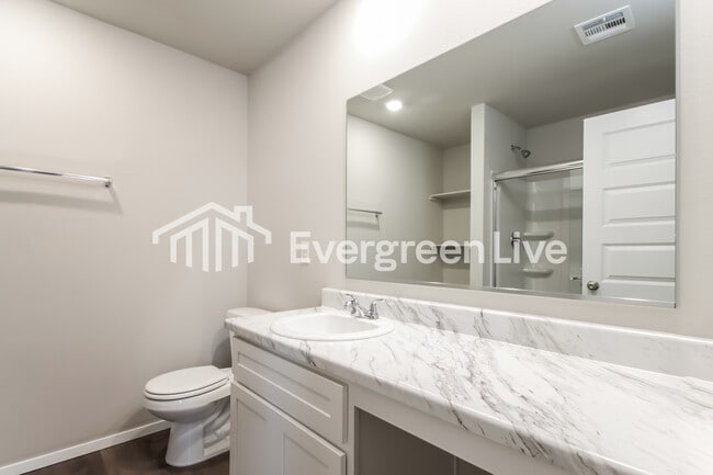 Building Photo - 2101 S Lakin Ln