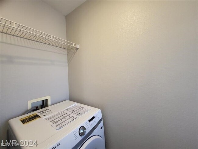 Building Photo - 10208 Grecian Laurel Ct