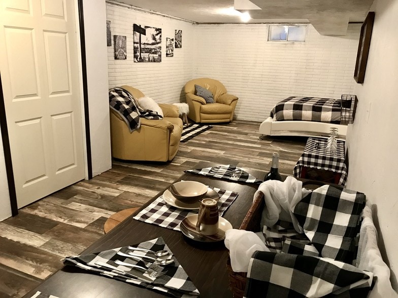 Building Photo - 325 Westbrook Dr