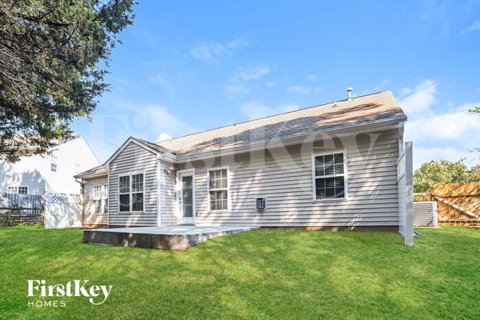 Building Photo - 16234 Greybriar Forest Ln