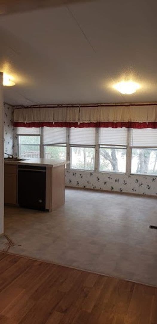 Building Photo - House for lease in Elgin Tx