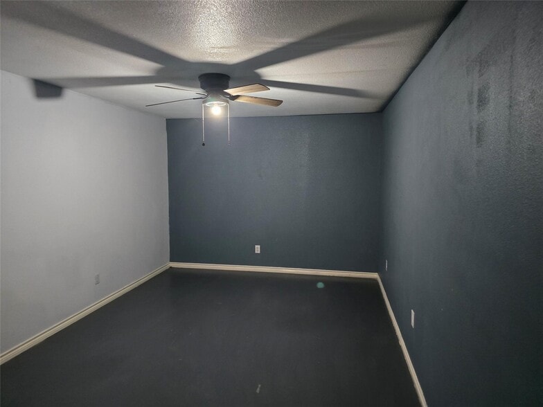 Building Photo - 9192 Co Rd 423