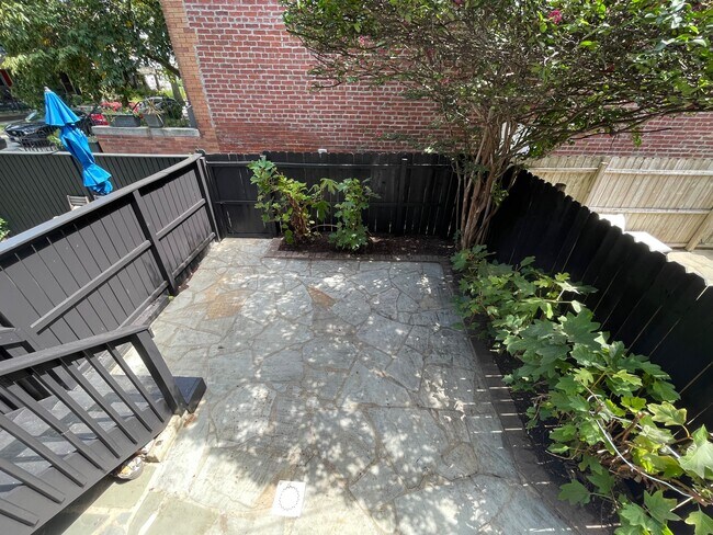 Building Photo - 3131 11th St NW