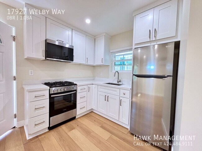 Building Photo - 17927 Welby Way
