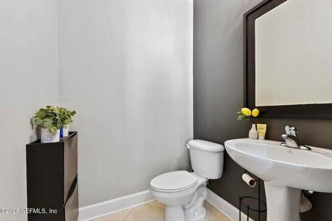 Building Photo - 6209 Eclipse Cir