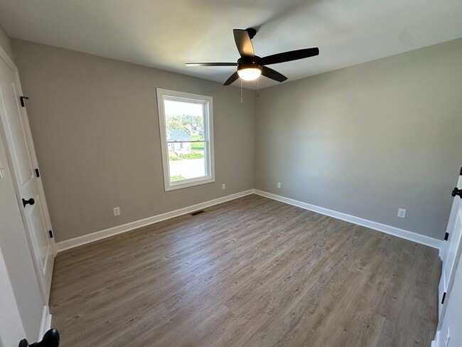 Building Photo - New Townhouse In Altavista!