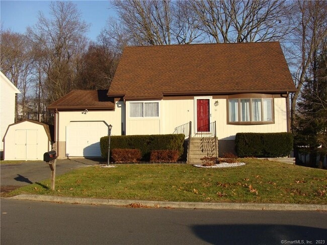 Primary Photo - 30 Thistle Down Ln