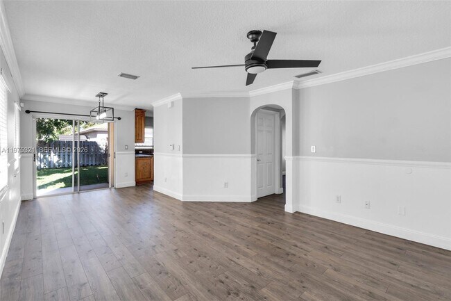 Building Photo - 19249 NW 13th St