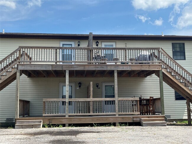 Building Photo - 901 Georgetowne Dr
