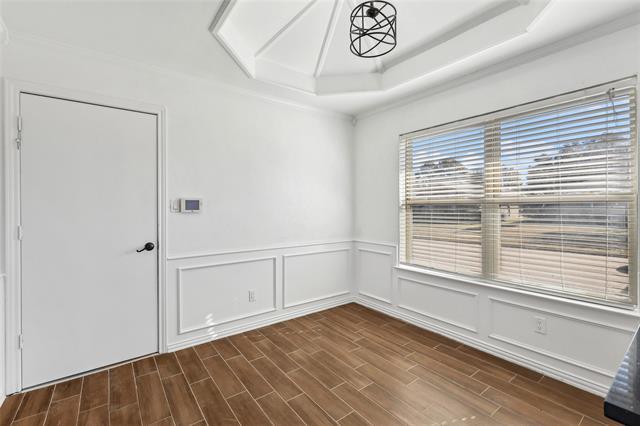Building Photo - 6300 Topaz Way