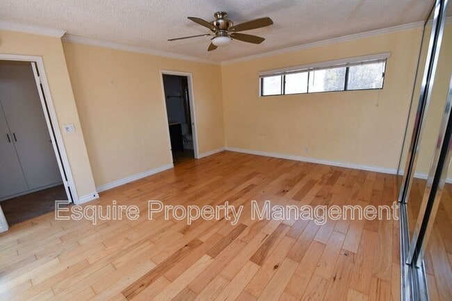Building Photo - 580 Rosewood Ave