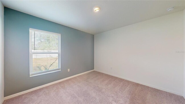 Building Photo - 16 Ramrock Ln
