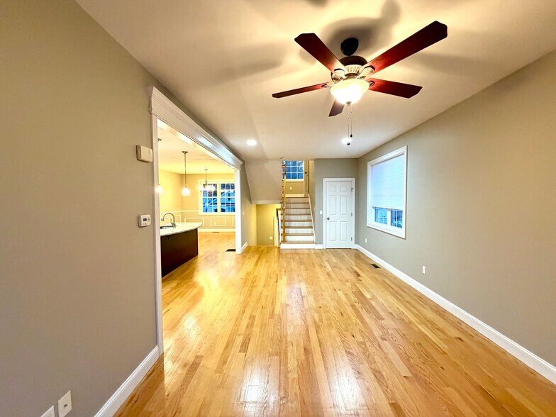 Building Photo - 46B Dominion Rd