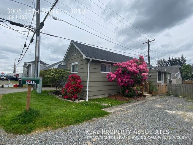 Primary Photo - 3006 15th St