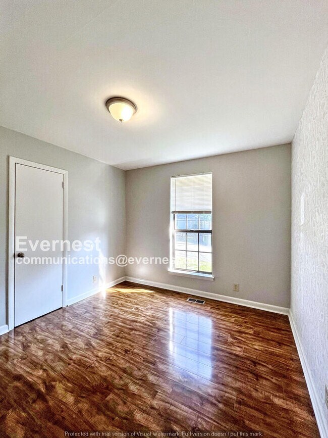 Building Photo - 209 Panamint Dr