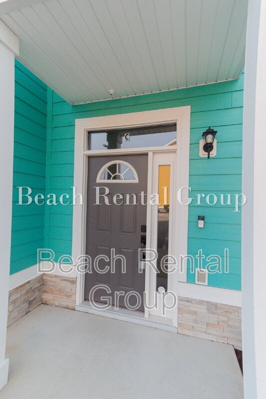 Building Photo - 773 Moen Pl