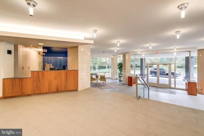 Building Photo - 4200 Cathedral Ave NW
