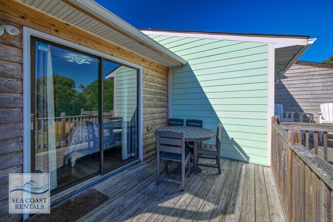 Building Photo - FURNISHED OFF-SEASON RENTAL AVAILABLE STAR...