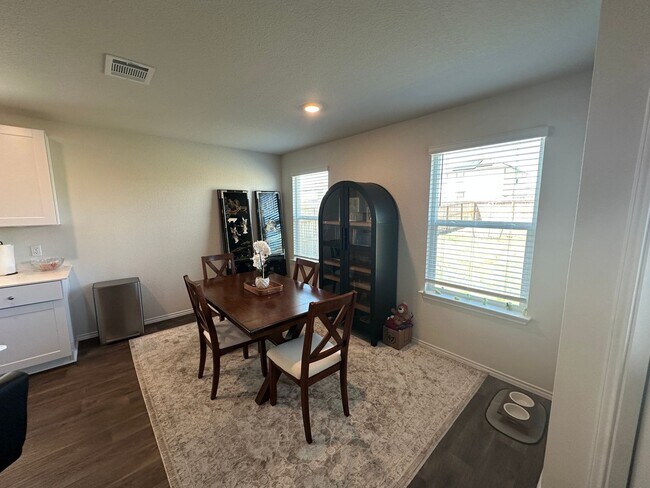 Building Photo - 7323 Perseus Brk