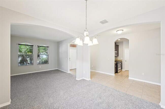 Building Photo - 12612 Avelar Creek Dr
