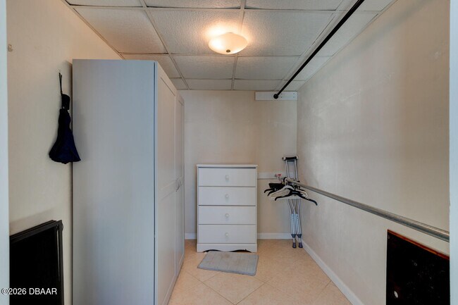 Building Photo - 915 Ocean Shore Blvd