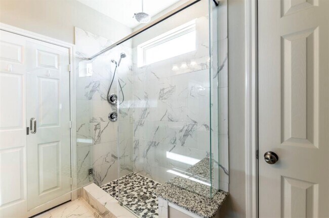 Building Photo - 3108 Roseland Terrace Ln