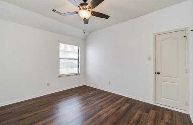 Building Photo - 13719 Kingston River Ln