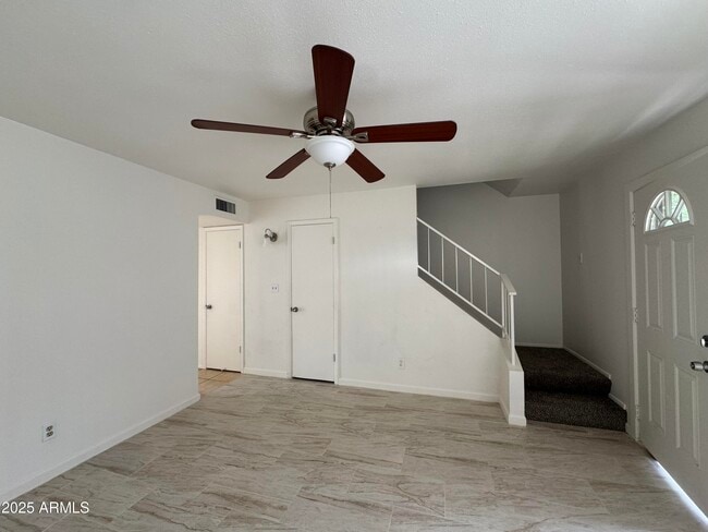 Building Photo - 6729 N 44th Ave