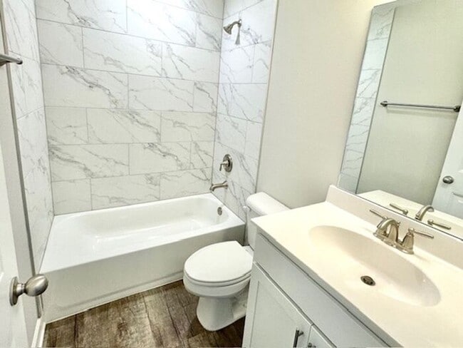 Building Photo - Now Leasing a 4-bedroom 2.5 bath home in W...