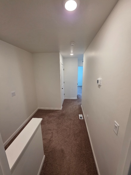 Building Photo - 37 N Veranda Ct