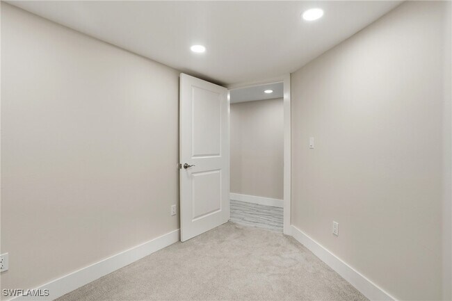 Building Photo - 6070 Lancewood Way
