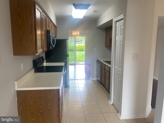 Building Photo - 113 N Park Rd