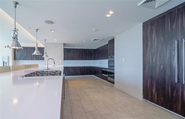 Building Photo - 1180 N Federal Hwy