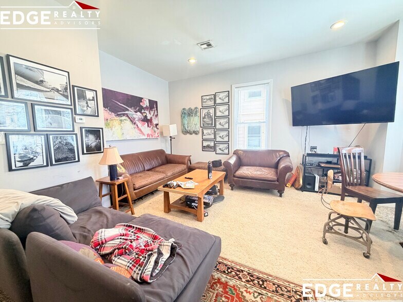 Building Photo - 45 Allston St