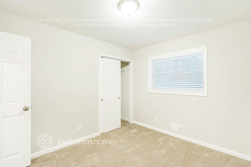 Building Photo - 3677 Glen Mora Dr