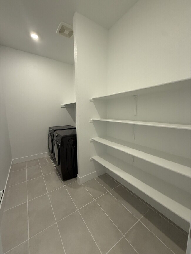 Building Photo - Brand-New 4-Bedroom Single-Story Home with Solar, Stunning Views & Open Floor Plan!