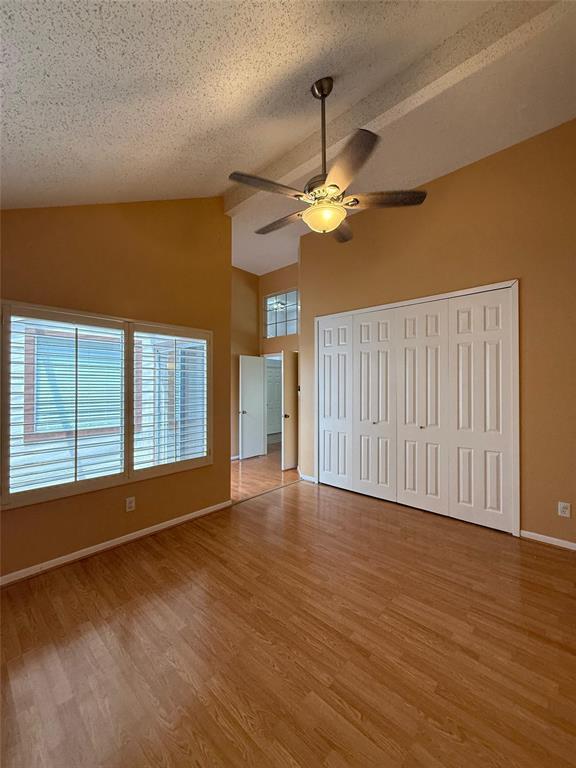 Building Photo - 4827 Sunshine Dr