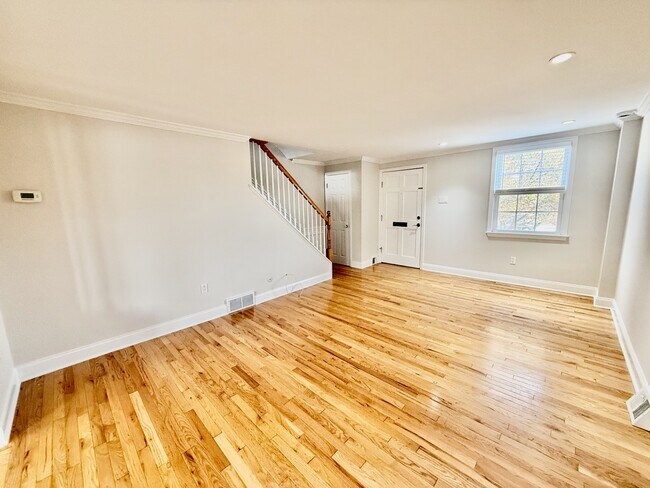 Building Photo - 3134 S 17th St