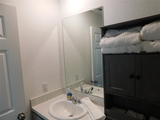 Building Photo - 4509 Auburn Lndg Cir