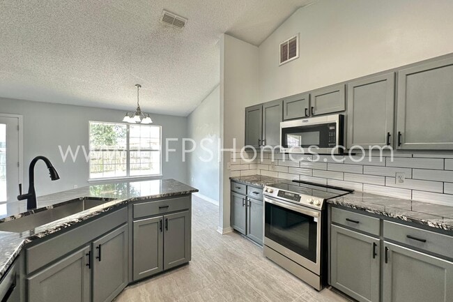 Building Photo - 105 Forge Dr
